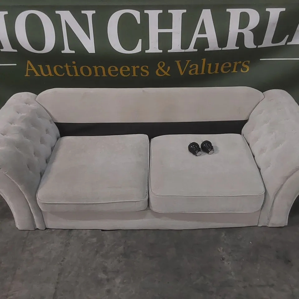 QUALITY DESIGNER FABRIC UPHOLSTERED CHESTERFIELD SOFA - MISSING CUSHIONS