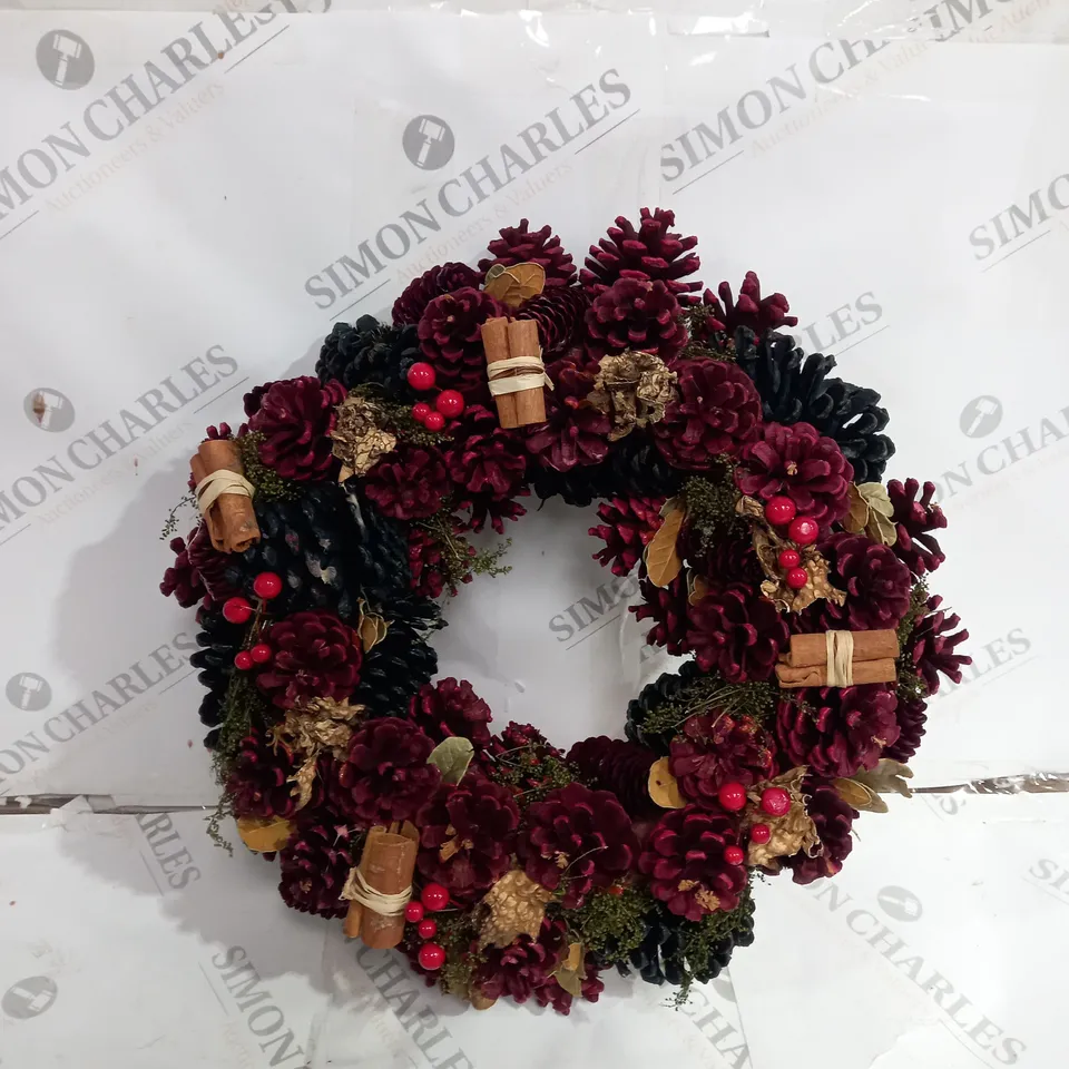 DIBOR CHERRY BERRY COLOURED WREATH 