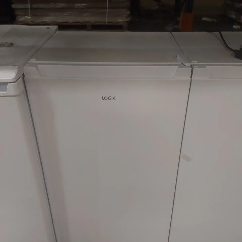 LOGIK LUF48W23 UNDERCOUNTER FREEZER - WHITE
