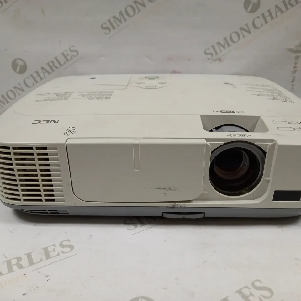NEC M271X PROJECTOR IN WHITE