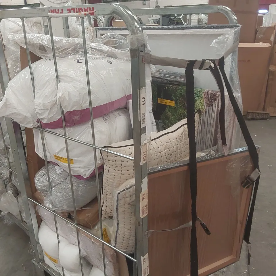 CAGE CONTAINING A LARGE QUANTITY OF ASSORTED HOUSEHOLD ITEMS INCLUDING: PILLOWS, CUSHIONS, PAINTINGS ECT // CAGE NOT INCLUDED