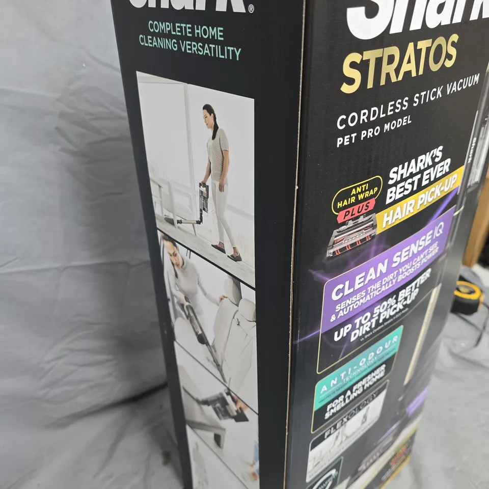 SHARK STRATOS CORDLESS STICK VACUUM – PET PRO MODEL 