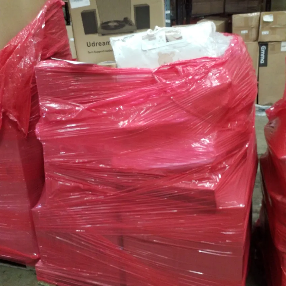 PALLET CONTAINING ASSORTED PRODUCTS INCLUDING VINYL RECORD PLAYER, NINJA 10-IN-1 ICE CREAM AND FROZEN DRINK MAKER & LONG BUMPER 