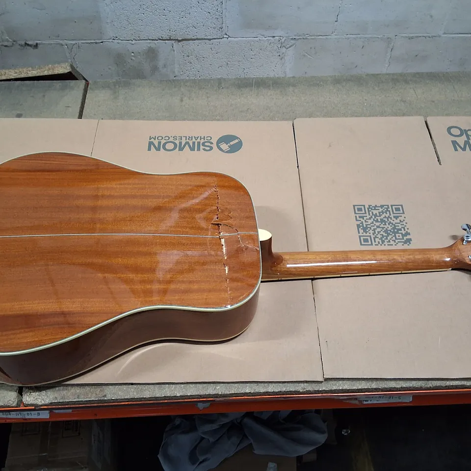 REDWOOD ACOUSTIC GUITAR RD-120-12 NL – WITH HARD CASE