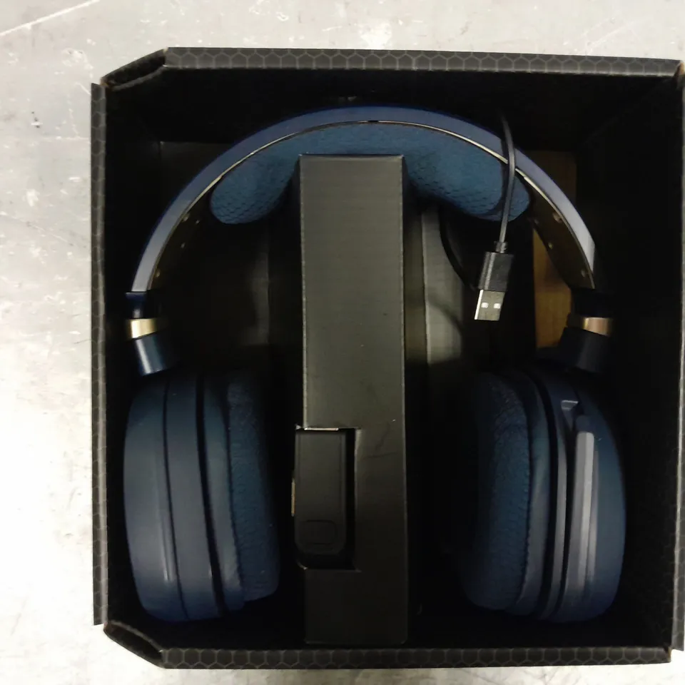 BOXED GIOTECK TX-70 PRO WIRELESS BT STEREO GAMING HEADSET