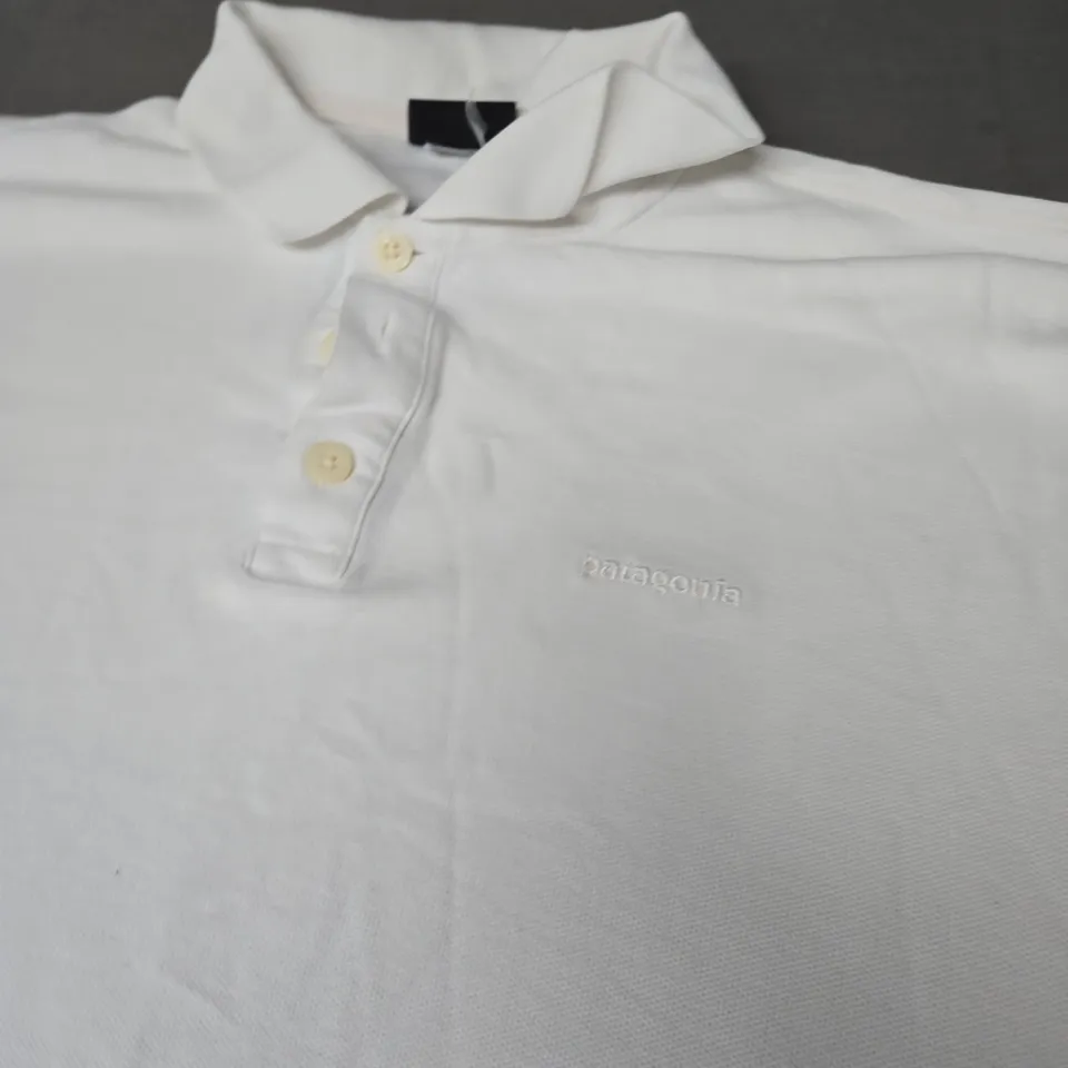 PATAGONIA WHITE POLO SHIRT SIZE UNSPECIFIED