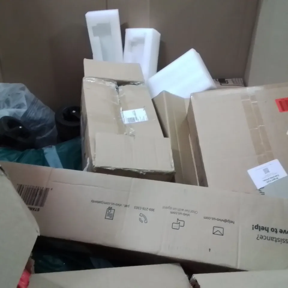 PALLET OF ASSORTED HOUSEHOLD GOODS AND PRODUCTS TO INCLUDE;GAMING CHAIR,SUITCASE,INFARED COOKER