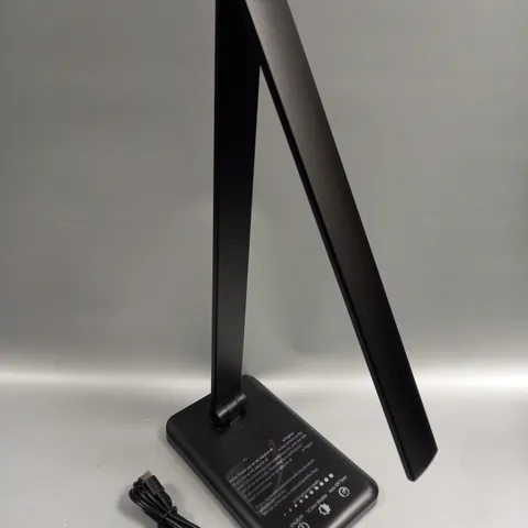 BOXED LED EYE PROTECTION DESK LAMP