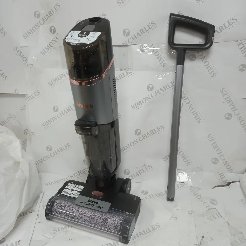 SHARK HYDROVAC HARD FLOOR WET & DRY CORDLESS CLEANER WD210UK