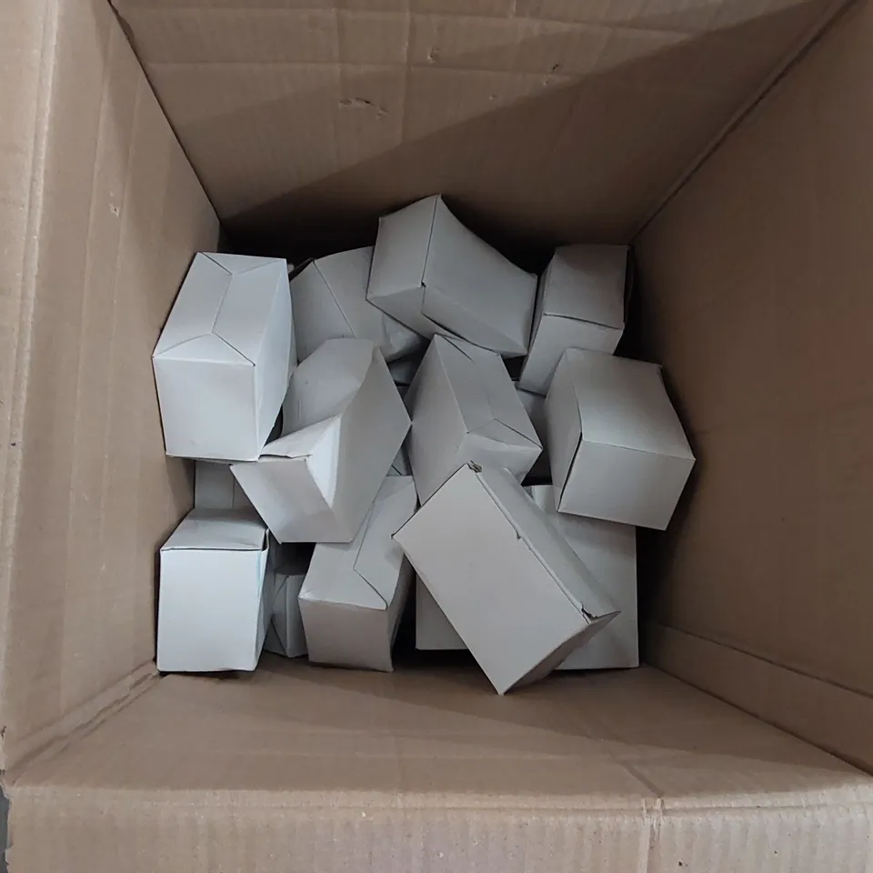 LOT OF APPROXIMATELY 50X BRAND NEW FLH-D1210 AC ADAPTERS (1 BOX)