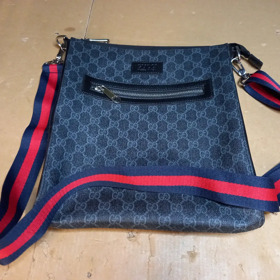GUCCI CROSSBODY HANDBAG