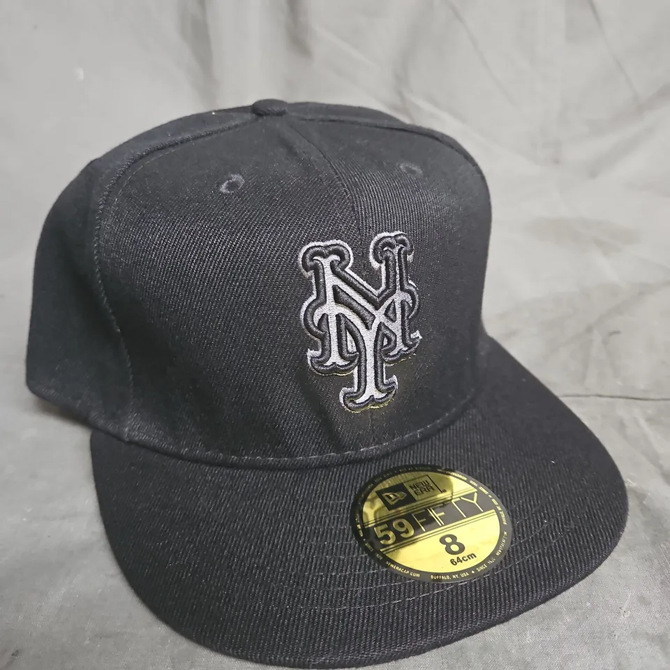 NEW YORK METS NEW ERA 59FIFTY BLACK BASEBALL CAP – SIZE 8 (63.5 CM)