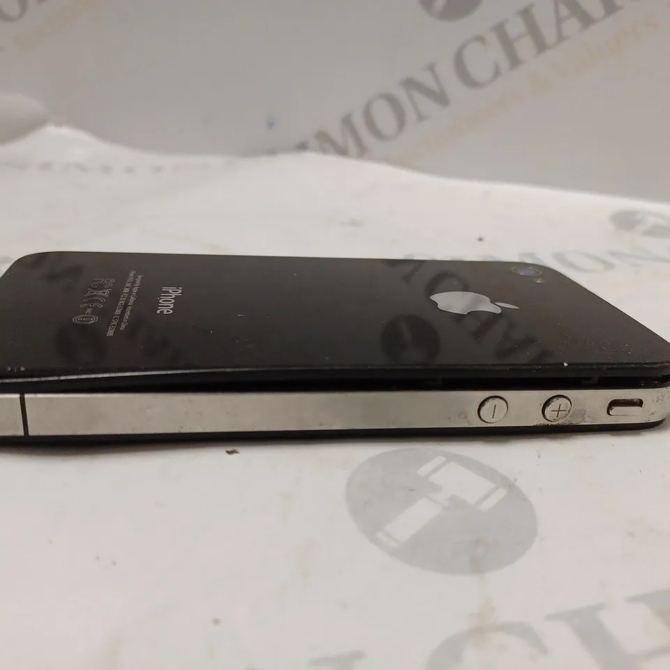 APPLE IPHONE 4 (A1332) SMARTPHONE 