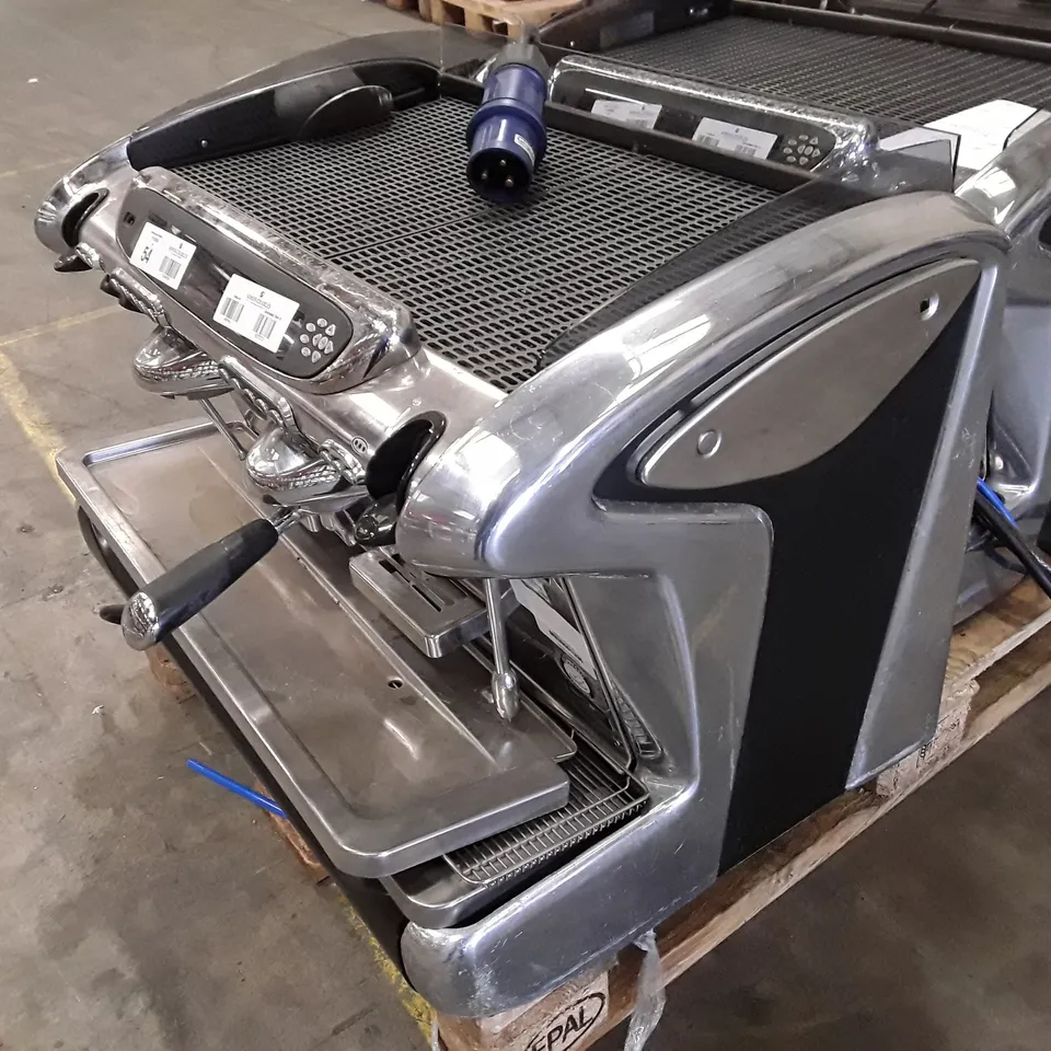 FAEMA EMBLEMA COMMERCIAL COFFEE ESPRESSO MACHINE 