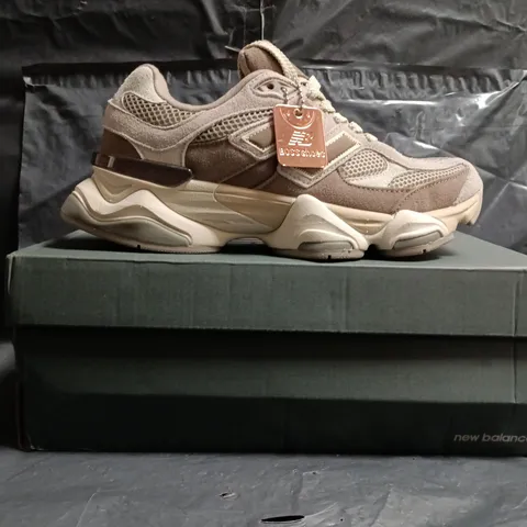 BOXED PAIR OF NEW BALANCE 9060 TRAINERS IN BROWN MULTI SIZE UK 6