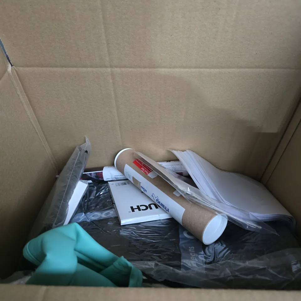 APRROXIMATELY 8 ITEMS OF ASSORTED HEALTH & BEAUTY ITEMS INCL. HAIR DIFFUSER, CAREPROTECT KIT & YOGA MAT.