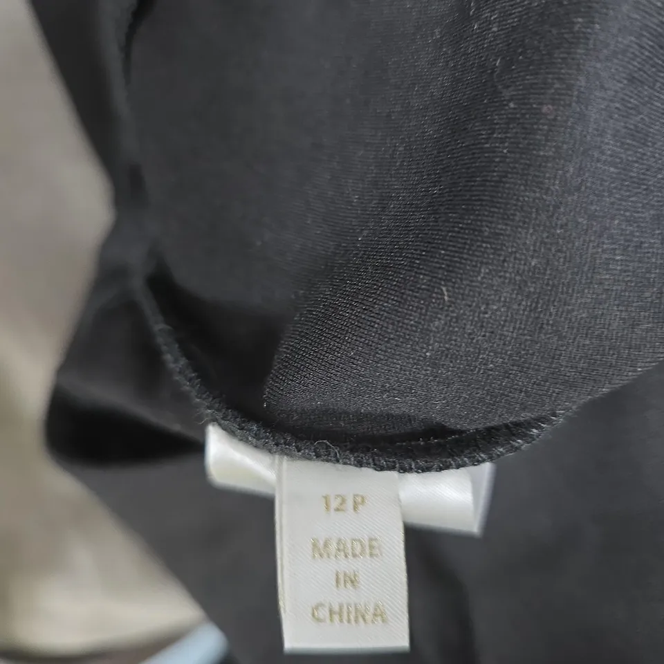 DANNII MINOGUE PETITES BLACK TROUSERS – UK 12P