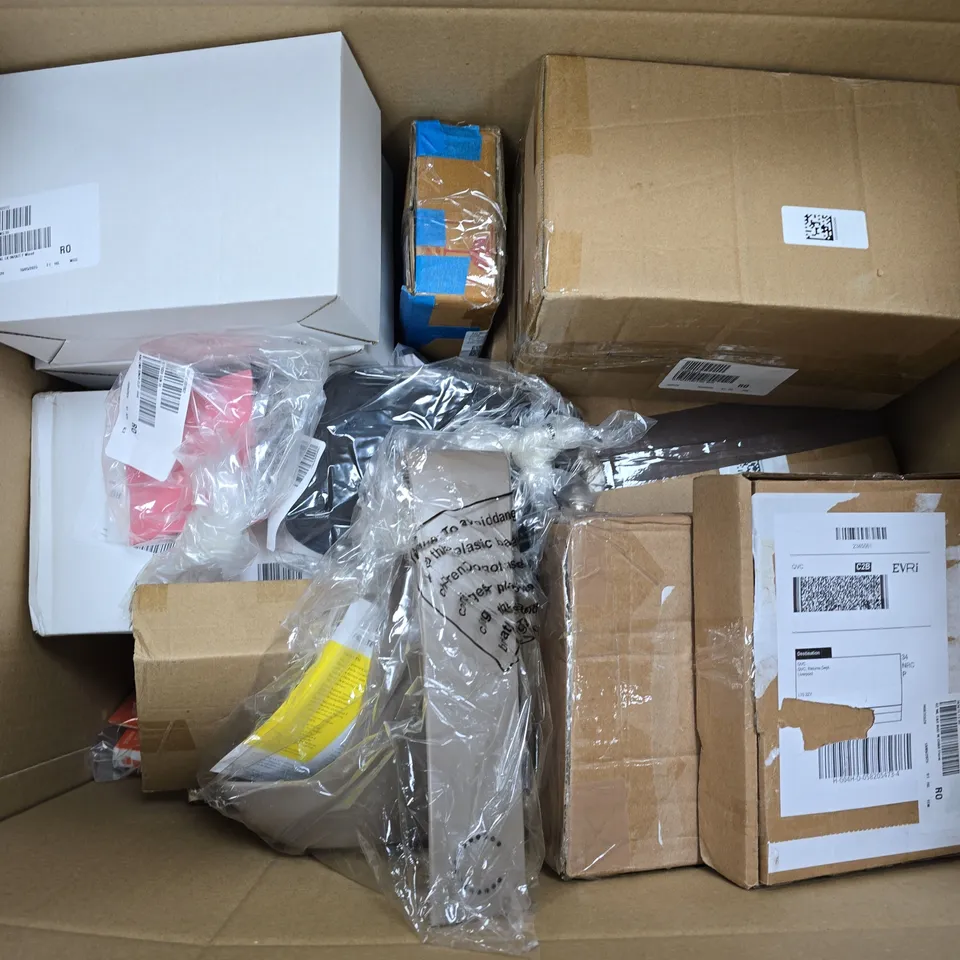 APPROXIMATELY 15 ASSORTED HOUSEHOLD GOODS TO INCLUDE - JUDE UNDERWEAR , HALO POWERBANK, AND TILI HAIR ERASER ETC. - COLLECTION ONLY 