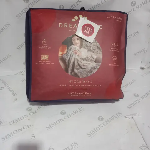 DREAMLAND HYGGE DAYS LUXURY FAUX FUR WARMING THROW