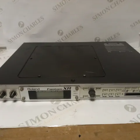 ROLAND FANTOM XR SYNTHESISER/SAMPLER MODULE