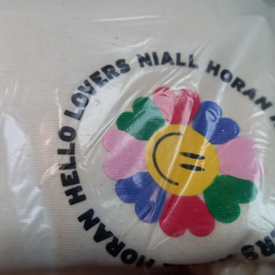 PACKAGED NIALL HORAN WELLO LOVERS OFF WHITE HOODIE