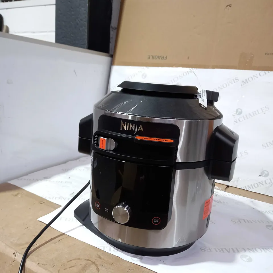 NINJA FOODI SMARTLID MULTI COOKER