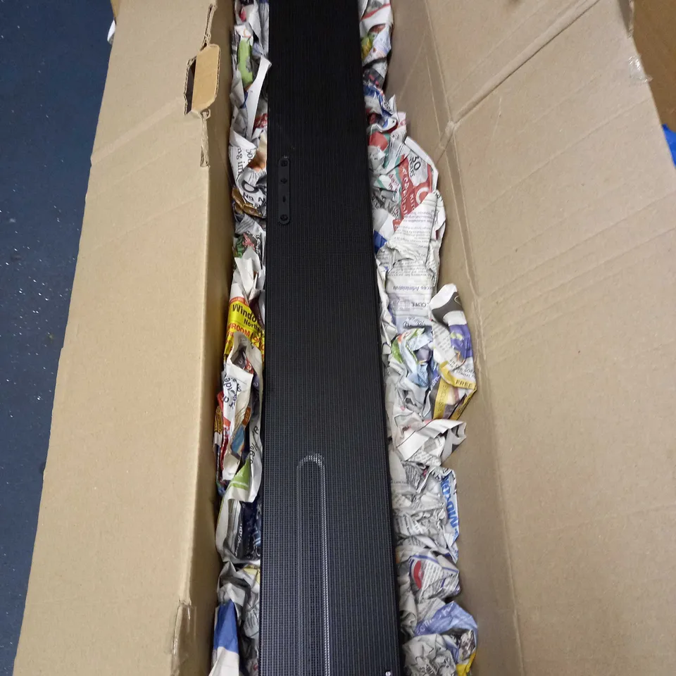 SAMSUNG DOLBY BLACK SOUNDBAR