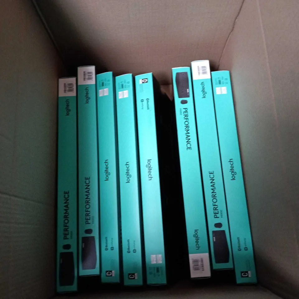 BOX OF APPROXIMATELY 8 LOGITECH PERFORMANCE MK850 KEYBOARD AND MOUSE COMBO, NON UK VERSION (TURKEY)