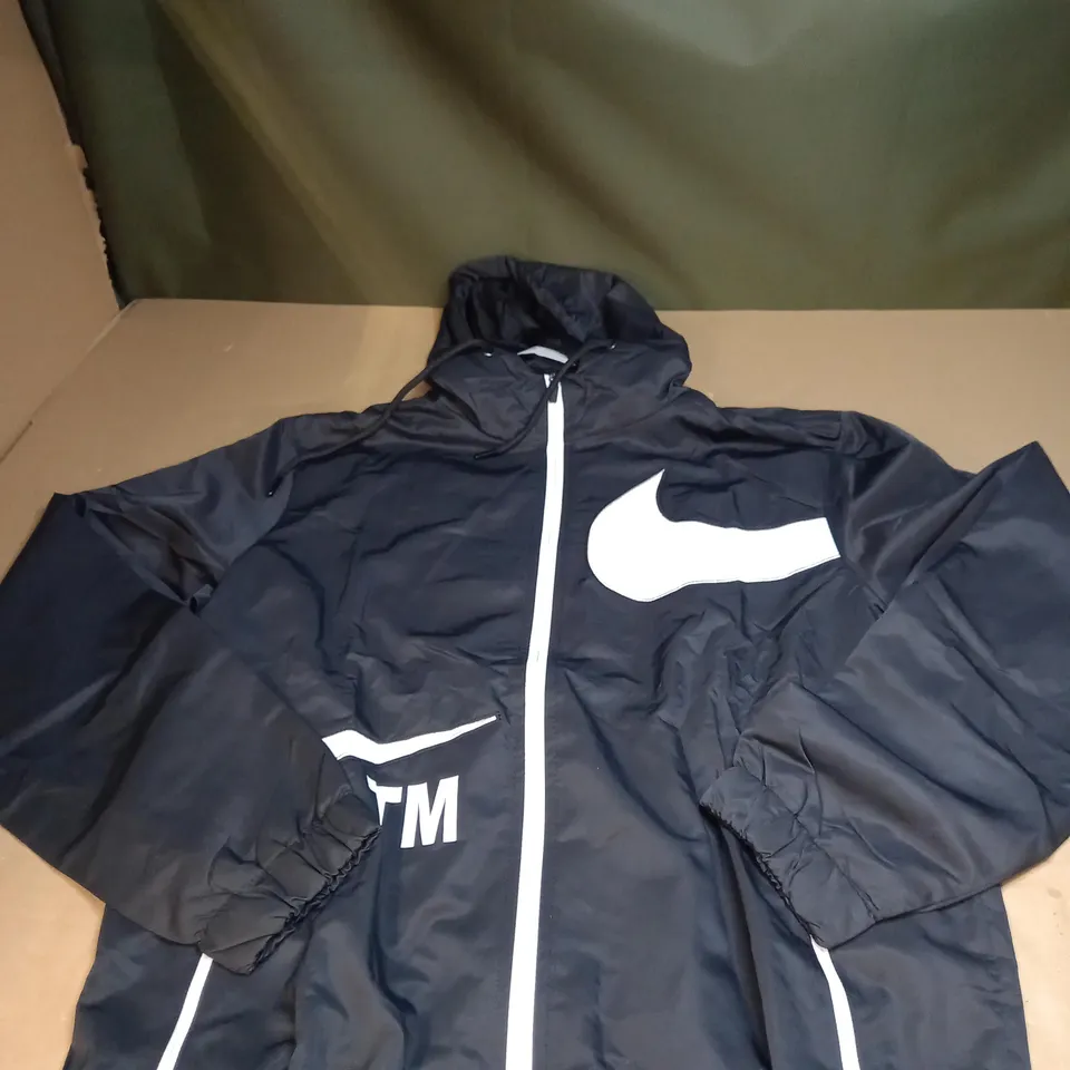 MENS NIKE LIGHTWEIGHT JACKET IN BLACK SIZE XL