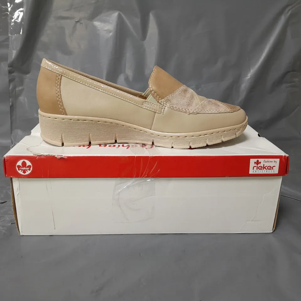 RIEKER WEDGE LEATHER LOAFERS BEIGE SIZE 6