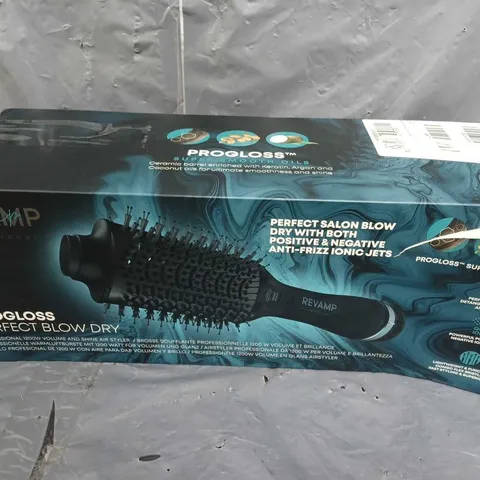 BOXED REVAMP PROGLOSS PERFECT BLOW DRY VOLUME HAIRBRUSH