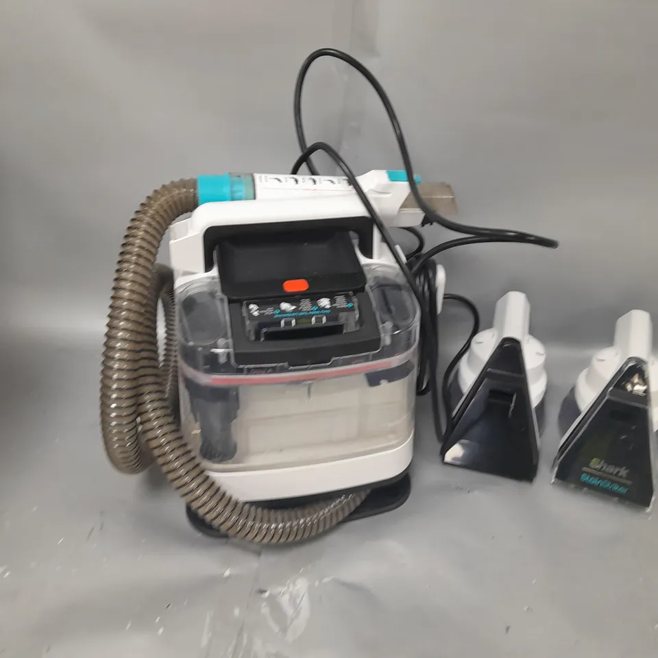 BOXED SHARK STAIN STRIKER PET SPOT CLEANER PX200UKT