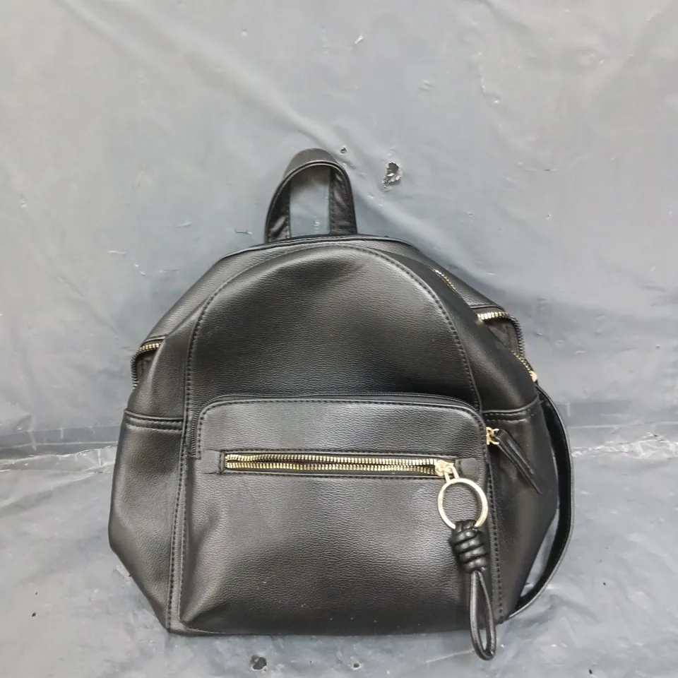 BLACK LEATHER LOOK FRONT POCKET BACKPACK 