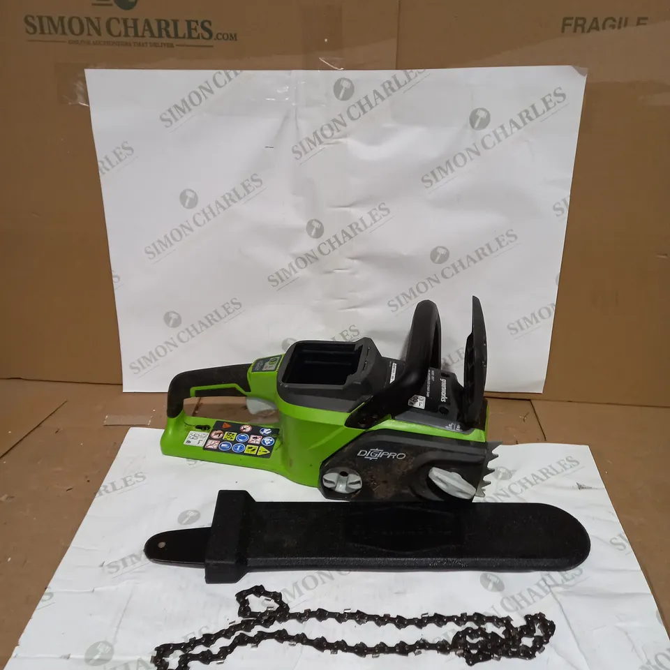 GREENWORKS 40V BATTERY POWERED CHAINSAW
