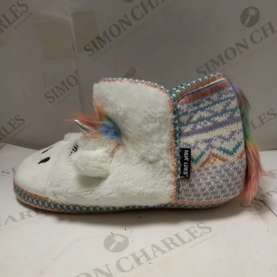MUK LUKS UNICORN ANIMAL BOOT SLIPPERS - SIZE 8