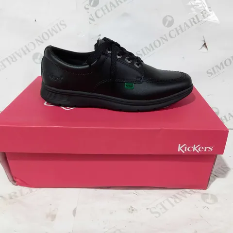 BOXED PAIR OF KICKERS LACE UP SHOES IN BLACK UK SIZE 3