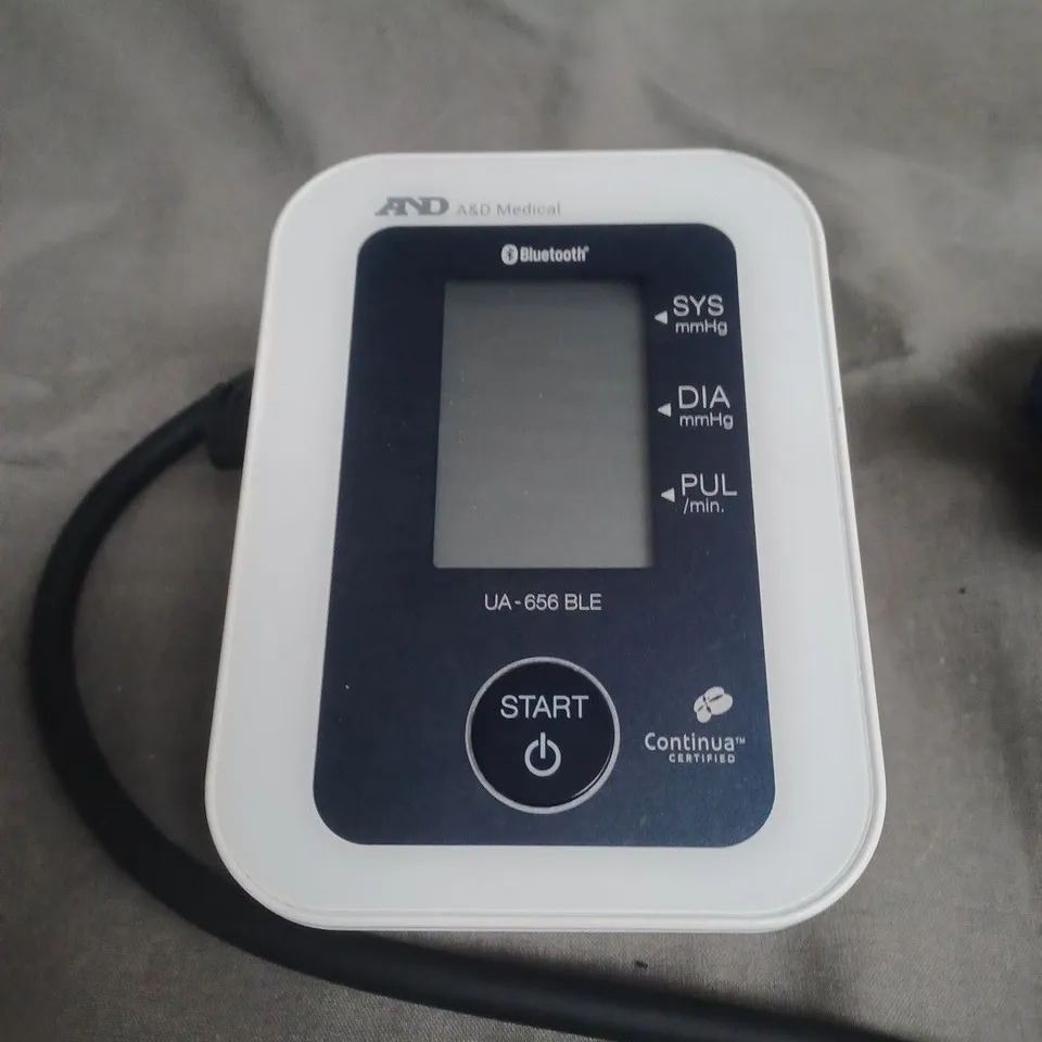 A&D MEDICAL UA-656 BLE BLOOD PRESSURE MONITOR WITH ARM CUFF
