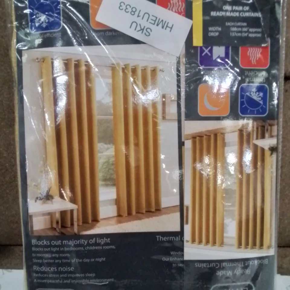 BRAND NEW ENHANCED LIVING BLACKOUT THERMAL CURTAINS 168 X 137CM (YELLOW)