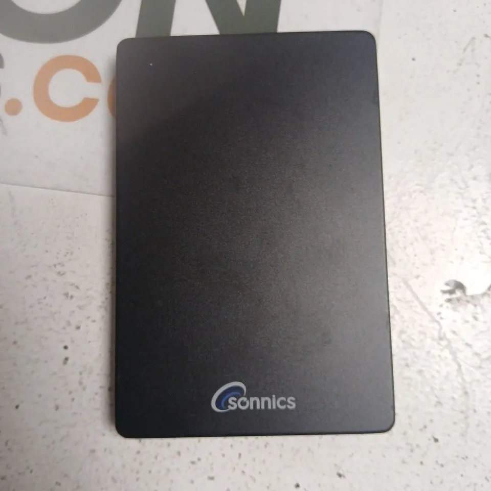 TOTE OF APPROXIMATELY 15 ASSORTED TECH ITEMS TO INCLUDE: SONNICS HARD DRIVE 
