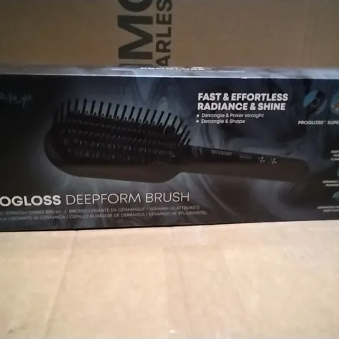 BOXED REVAMP PROGLOSS DEEPFORM BRUSH CERAMIC STRAIGHTENING BRUSH