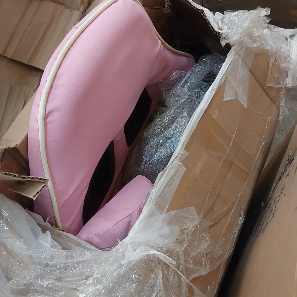 BOXED PINK GAMING CHAIR (1 BOX)