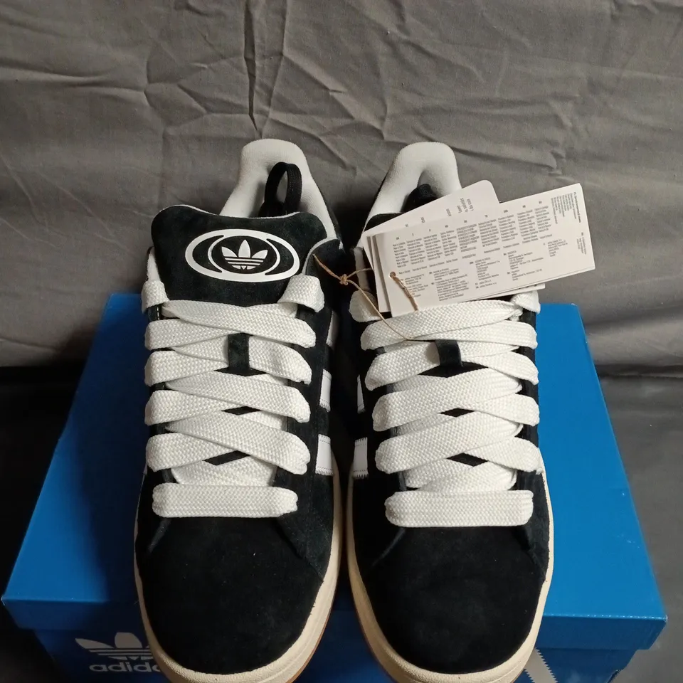 BOXED PAIR OF ADIDAS CAMPUS SNEAKERS – UK SIZE 10