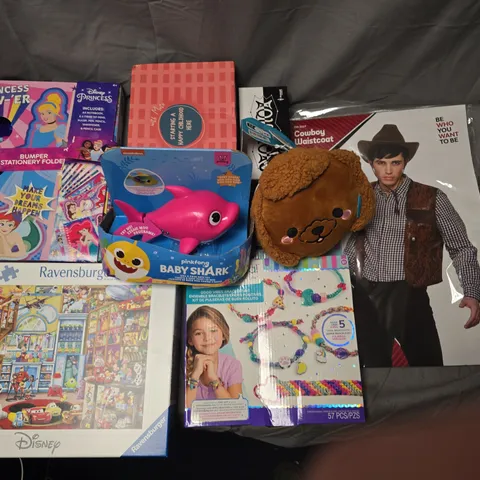 ASSORTED CHILDREN'S TOYS & CRAFT KITS, INCL. DISNEY RAVENSBURGER 1000-PIECE PUZZLE