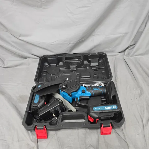 MAKITA CORDLESS CHAINSAW