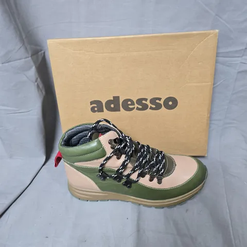 ADESSO MEN'S HIKING BOOTS – GREEN & BEIGE WITH RUGGED SOLE-SIZE EUR 39