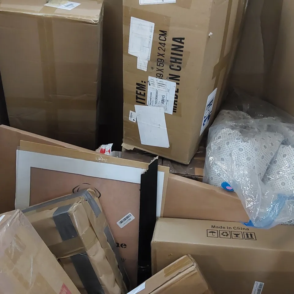 PALLET OF ASSORTED CONSUMER GOODS AND FURNITURE PRODUCTS TO INCLUDE; CANOPY TENT, CEILING FAN, CARRY-ON SUITCASE, RUGS, CLOTHES DRYING RACK ECT.