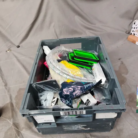 TOTE OF APPROXIMATELY 13 ASSORTED ITEMS TO INCLUDE:  DINOSAUR MYSTERY BAG 