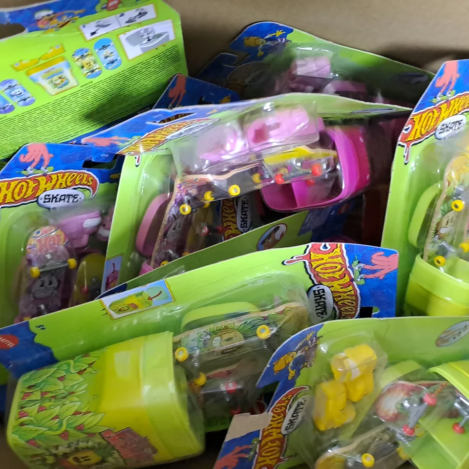 BOX OF APPROXIMATELY 15 ASSORTED HOT WHEELS SKATE TOYS IN VARIOUS COLOURS