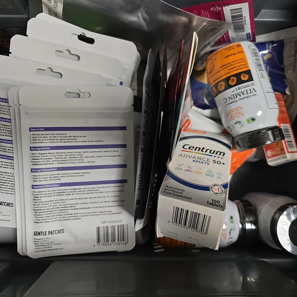 APPROXIMATELY 15 ASSORTED VITAMIN/HEALTH AID PRODUCTS TO INCLUDE TESTOBALANCE 4 HIM, BLOOD PLUS BALANCE CLEANSE, CENTRUM ADVANCE 50+ ADULTS, ETC - COLLECTION ONLY