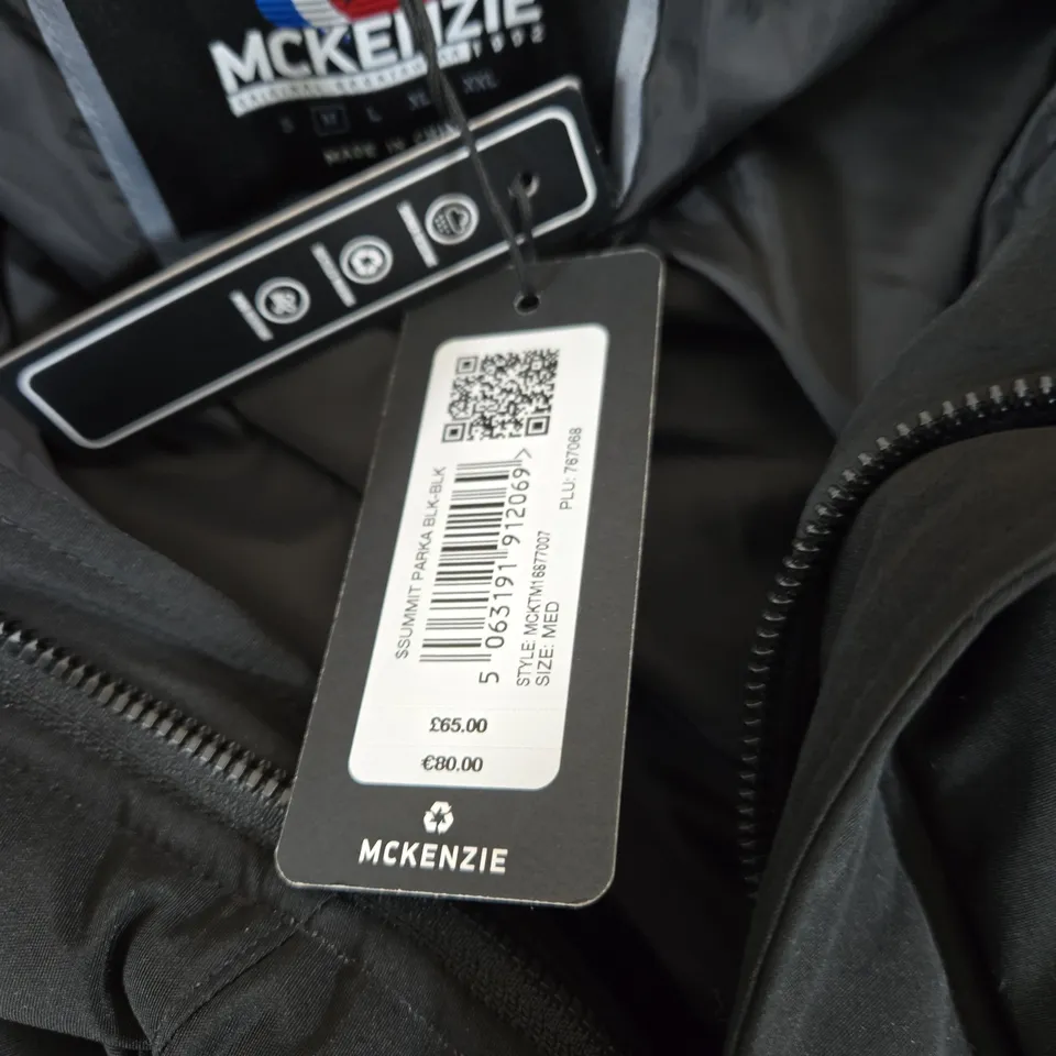 MCKENZIE PUFFER JACKET WITH FUR-TRIM HOOD – BLACK M